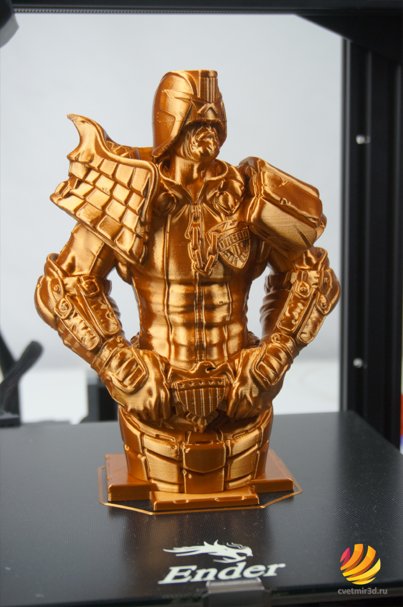 Судья Дредд на 3D принтере Creality Ender-3 V2
