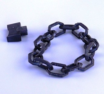 Фотополимерная смола Gorky Liquid Force, черная (1 кг)